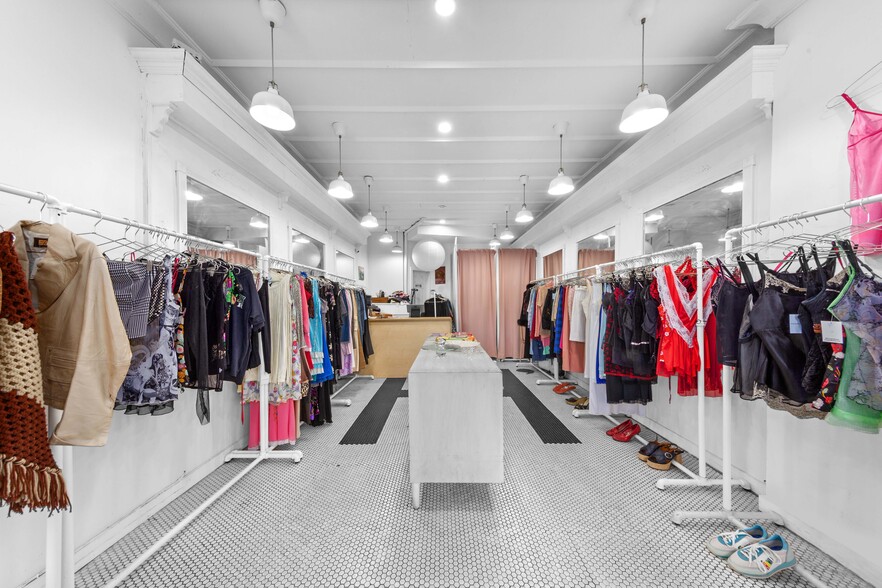 More Photos Of 64 MacDougal St, New York Apartments For Lease