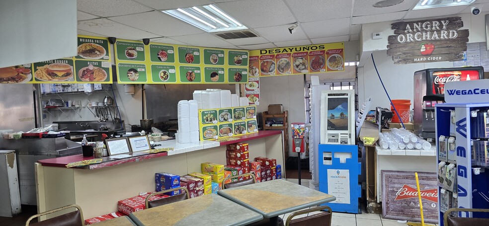 More Photos Of 1604 W Bruton Rd, Mesquite Convenience Store For Sale