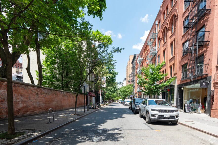 More Photos Of 262-272 Mott St, New York Apartments For Lease