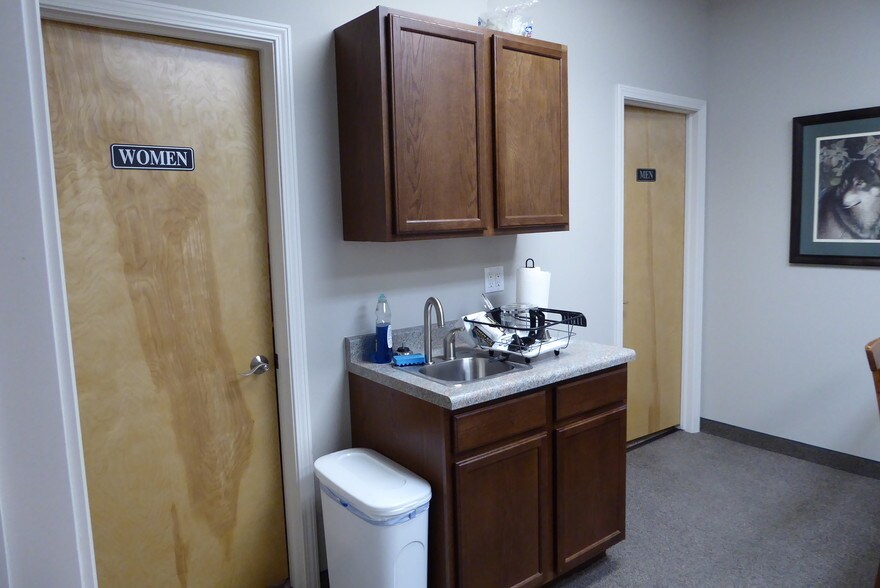 More Photos Of 132 E 5th St, Delta Office For Lease