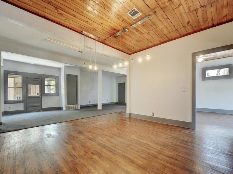 More Photos Of 78 San Marcos St, Austin Office Residential For Lease