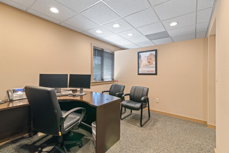 More Photos Of 1326 E Pembroke Ave, Hampton Office For Sale