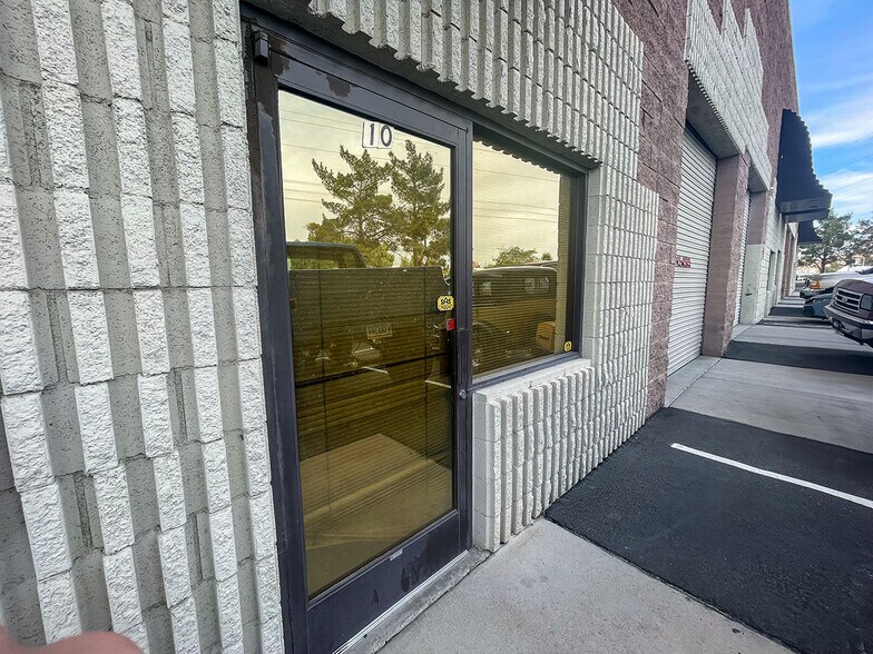 More Photos Of 1000 N Stephanie Pl, Henderson Warehouse For Lease