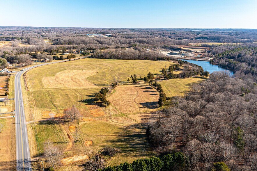 More Photos Of 1801 W Maiden Rd, Maiden Land For Sale