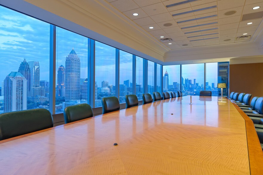 More Photos Of 171 17th St Nw, Atlanta Office For Lease