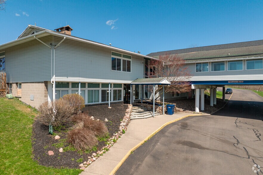 Primary Photo Of 6108 Loomis Rd, Farmington Lodge Meeting Hall For Lease