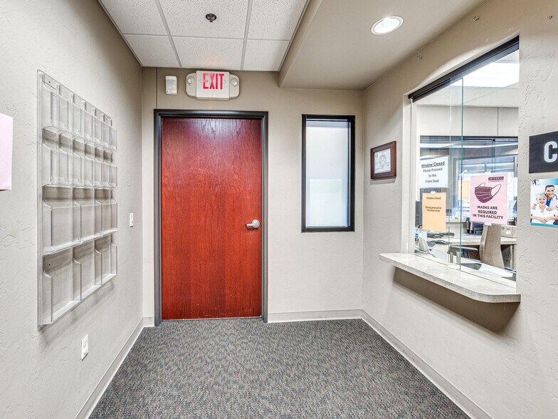 More Photos Of 1468 N Mustang Rd, Mustang Healthcare For Sale