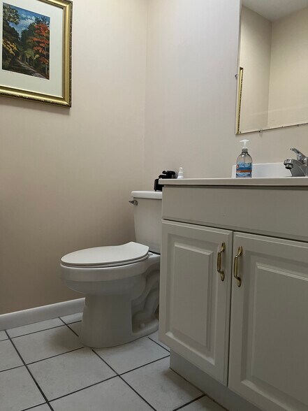 More Photos Of 1414 Gay Rd, Winter Park Office For Sale