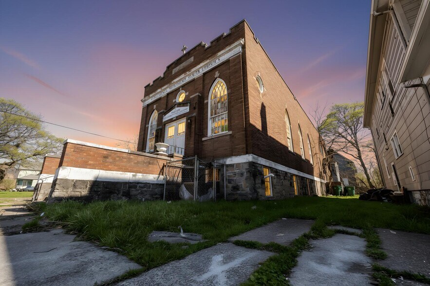 More Photos Of 1215 South Ave, Niagara Falls Religious Facility For Sale