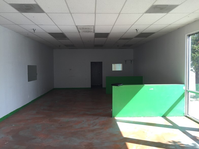 More Photos Of 21651 W Manning Ave, San Joaquin Unknown For Lease