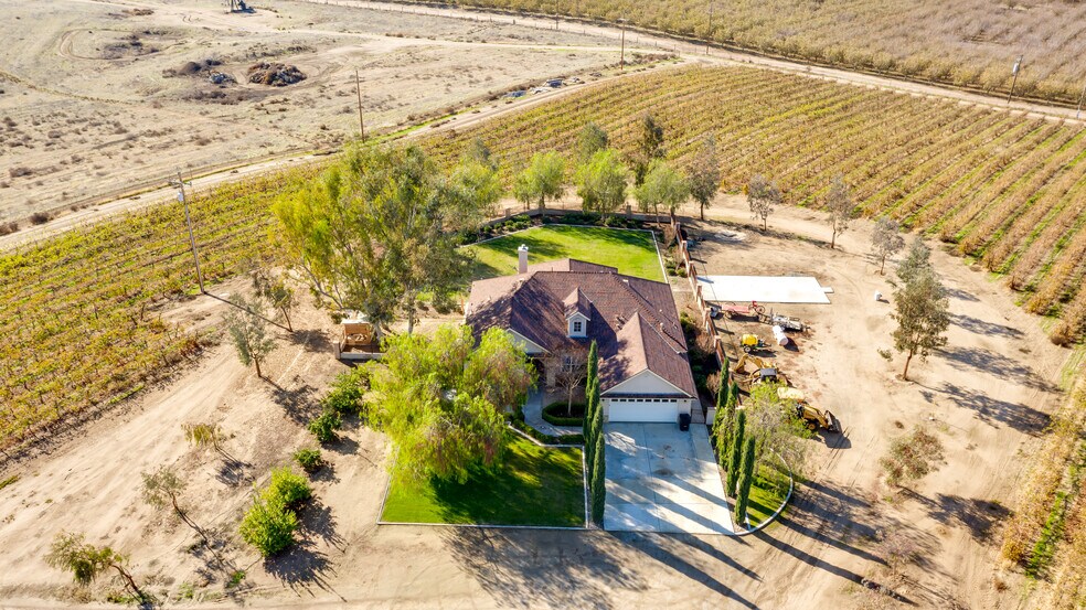 More Photos Of 16073 Highway 65, Bakersfield Winery Vineyard For Sale