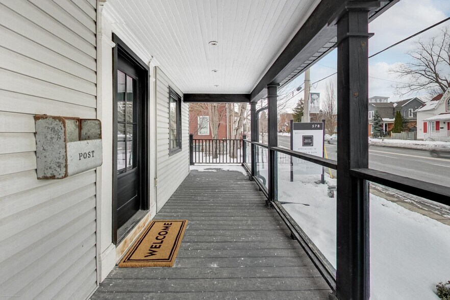 More Photos Of 578 Kingston Rd W, Ajax Office For Sale
