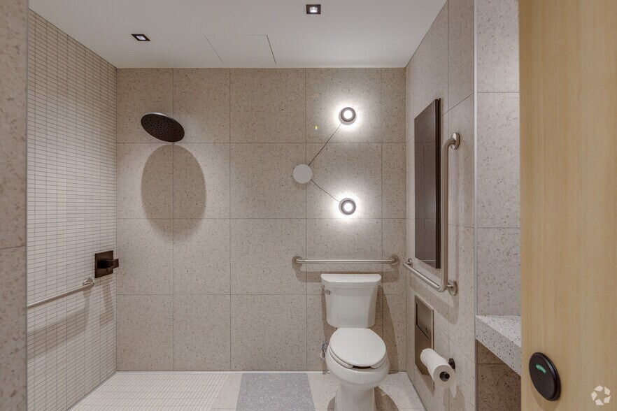 More Photos Of 112 6th Av E, Vancouver Unknown For Lease