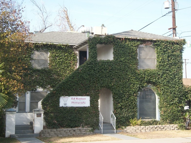 Primary Photo Of 1309 Eye St, Bakersfield Loft Creative Space For Lease