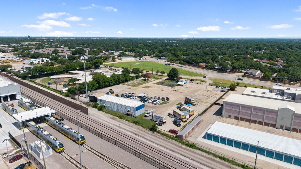 More Photos Of 3104 S Rigsbee Dr, Plano Industrial For Sale