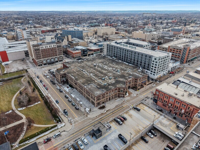 More Photos Of 301 N Adams St, Green Bay Office Residential For Sale