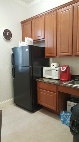 More Photos Of 1800 Snake River Rd, Katy Loft Creative Space For Sale