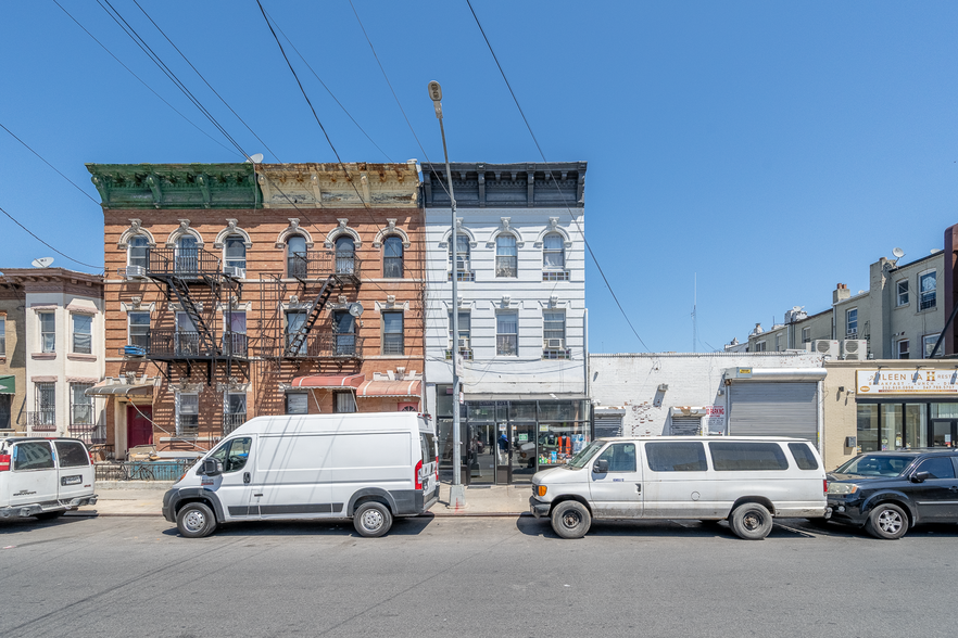 More Photos Of , Brooklyn General Retail For Sale