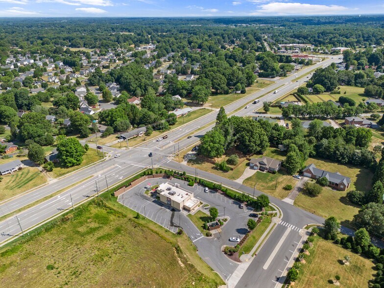 More Photos Of 1458 Jag Branch Blvd, Kernersville Restaurant For Sale