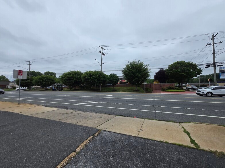 More Photos Of 2618 Philadelphia Pike, Claymont Office For Lease