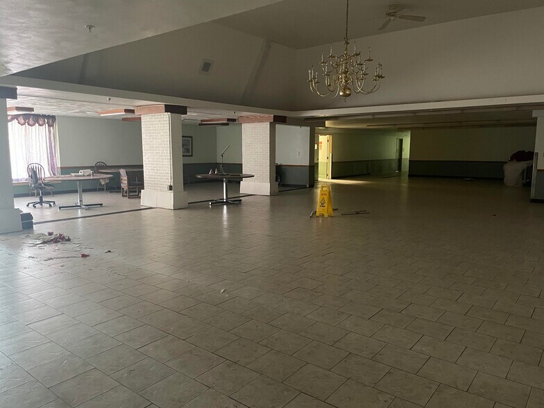 More Photos Of 1616 Cedar St, Lawrenceville Skilled Nursing Facility For Sale