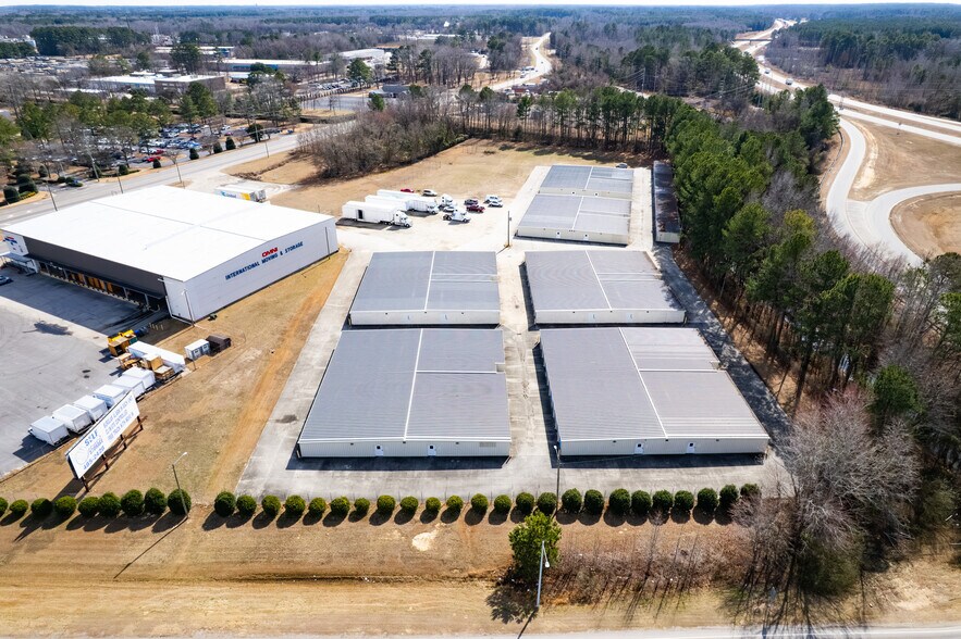 More Photos Of 803 S Eastern Blvd, Fayetteville Warehouse For Sale