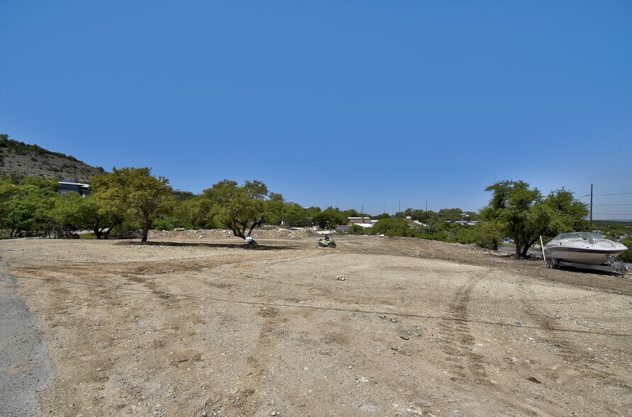More Photos Of 1340 Hinch Dr, New Braunfels Apartments For Sale