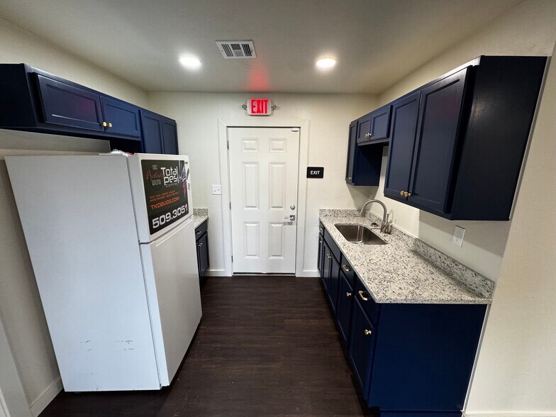 More Photos Of 8121 N Eastern Ave, Oklahoma City Office For Lease