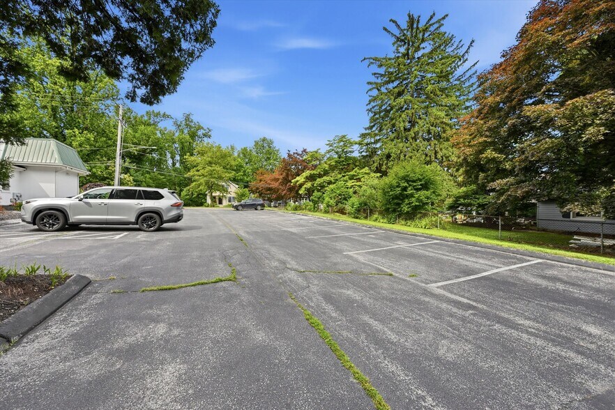 More Photos Of 103 Garris Rd, Downingtown Medical For Sale