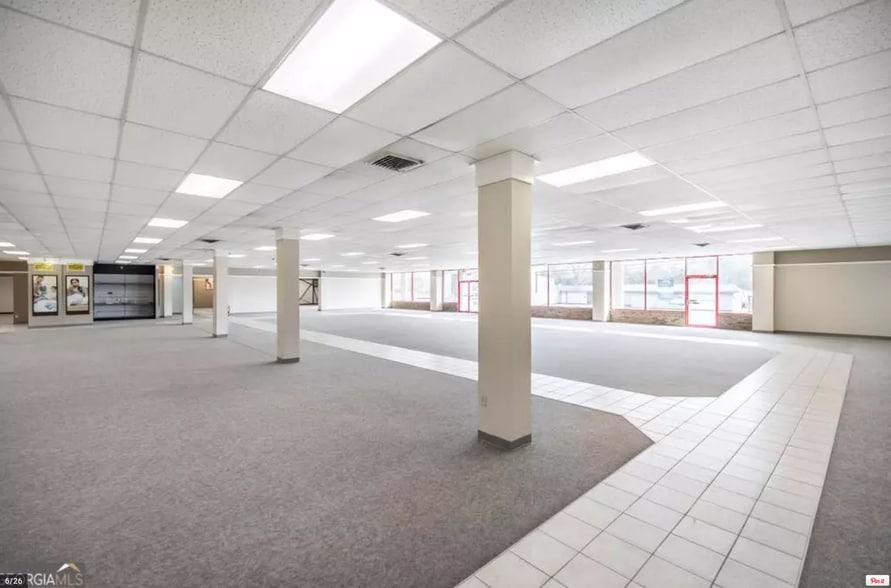 More Photos Of 910 S 7th St, Cordele Freestanding For Sale