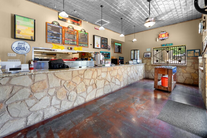 More Photos Of 12910 US Highway 281 N, Spring Branch Restaurant For Sale