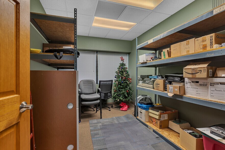 More Photos Of 10 Riverside Ave S, Sartell Office For Lease