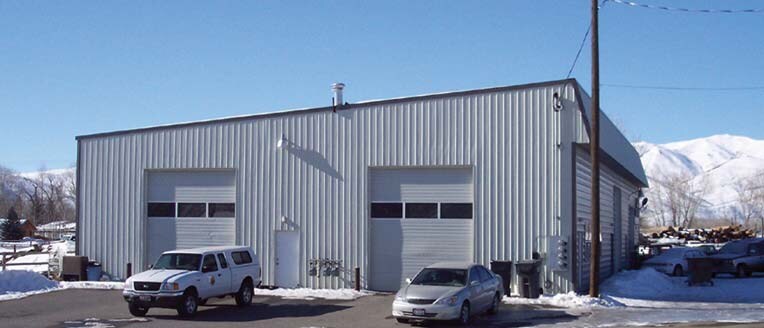 More Photos Of 4 Gannett Rd, Bellevue Distribution For Sale