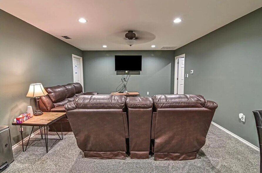 More Photos Of 9504 W County Road 60, Midland Warehouse For Sale