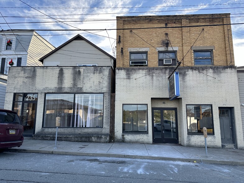 Primary Photo Of 235 Longfellow St, Vandergrift Storefront Retail Residential For Sale