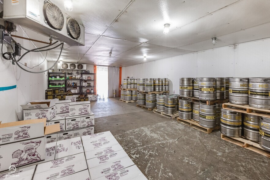 More Photos Of 11314 S Front Ave, Chicago Warehouse For Sale