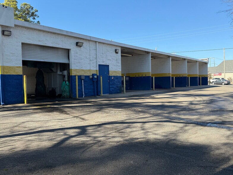 More Photos Of 1107 S Long Dr, Rockingham Carwash For Sale