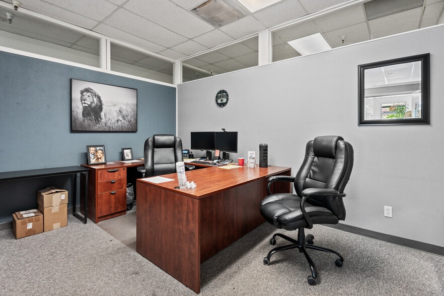 More Photos Of 307 N State St, Ukiah Office For Sale