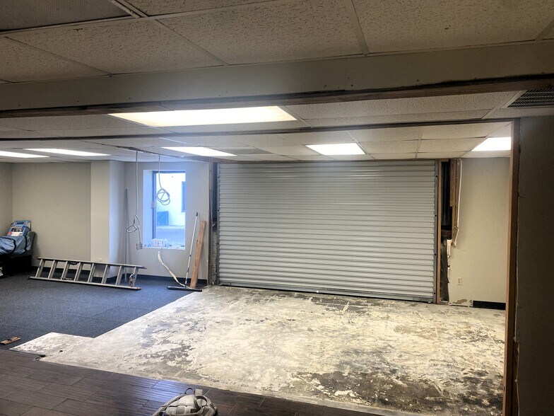 More Photos Of 12450 Highway 3, Webster Light Distribution For Lease
