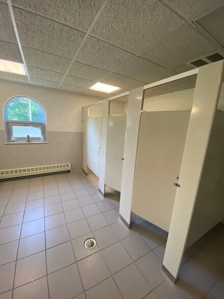 More Photos Of 5335 S.Sandusky Rd Rd, Peck Flex For Sale