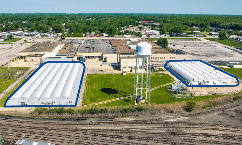 Primary Photo Of 901 Cleveland St, Elyria Warehouse For Lease