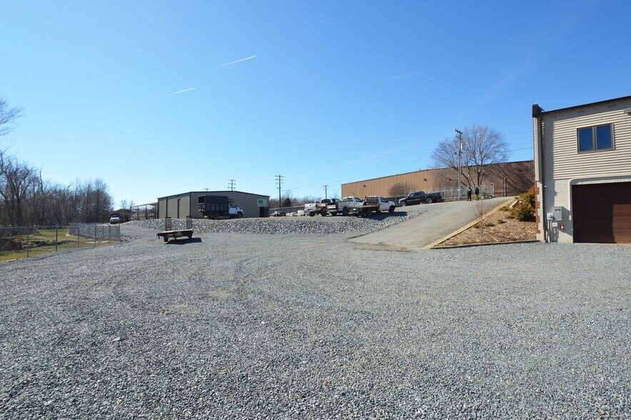 More Photos Of 4715 Bethania Station Rd, Winston-Salem Light Manufacturing For Sale
