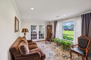 More Photos Of 1201 S Graycroft Ave, Madison Office For Lease
