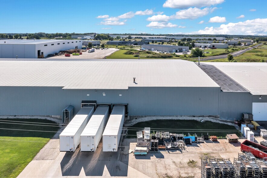 More Photos Of 122-342 Kohlman Rd, Fond Du Lac Industrial For Sale