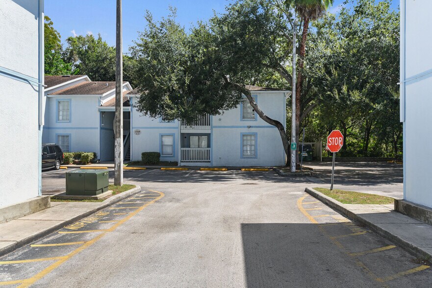 Primary Photo Of 14309 N 18th St Ave, Tampa Apartments For Sale