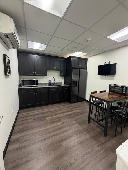 More Photos Of Unit 4 & 5 50 Old Tyng Rd, Tyngsborough Industrial For Sale