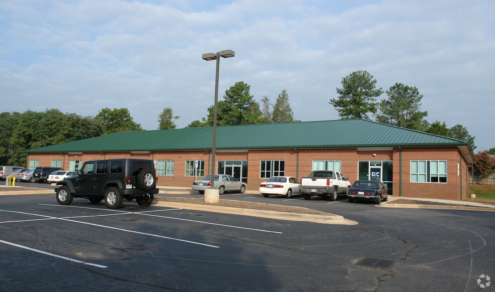 More Photos Of 410 S Herlong Ave, Rock Hill Unknown For Lease