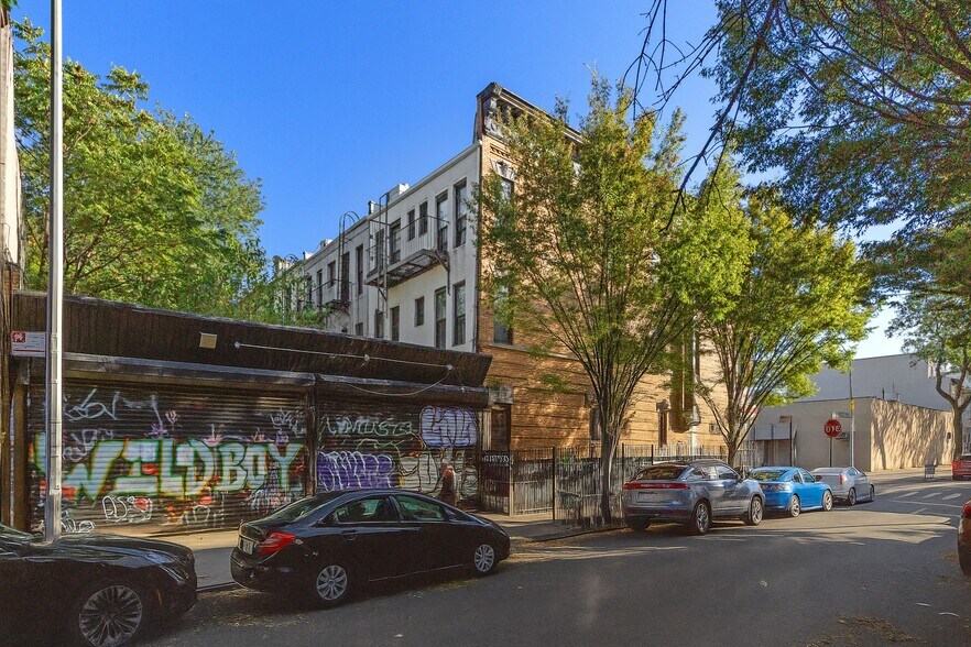 More Photos Of 661 Central Ave, Brooklyn Storefront Retail Residential For Sale