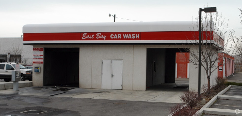 Primary Photo Of 828 S University Ave, Provo Auto Repair For Lease