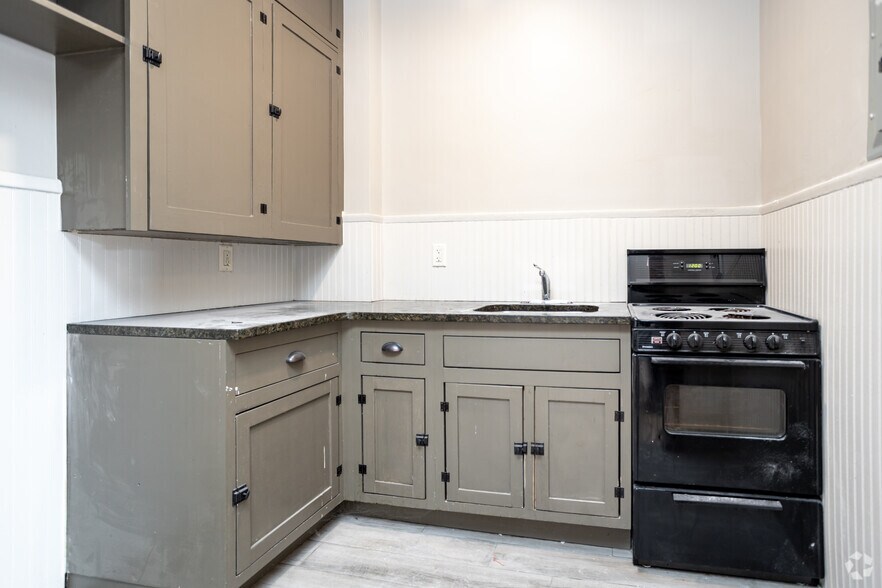 More Photos Of 531 3rd St, Niagara Falls Apartments For Sale